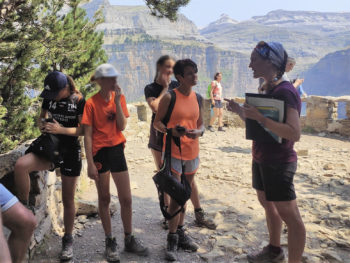 Encuestas 2022 a personas que practican alta montaña en el Pirineo aragonés